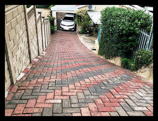 3 BEDROOM HOUSE FOR SALE IN NEWLANDS WEST